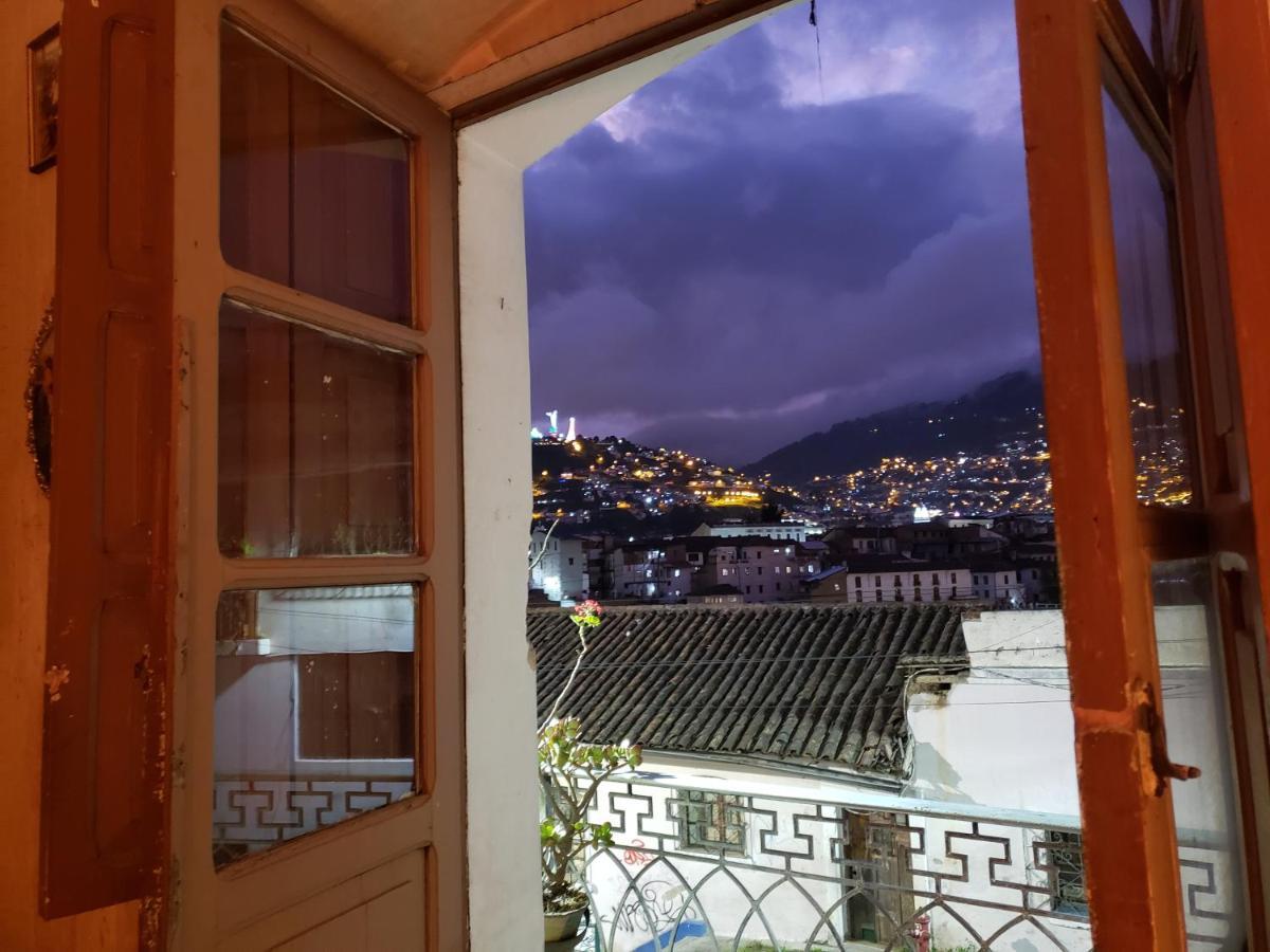 基多Casa Vieja Del Centro Historico公寓 外观 照片